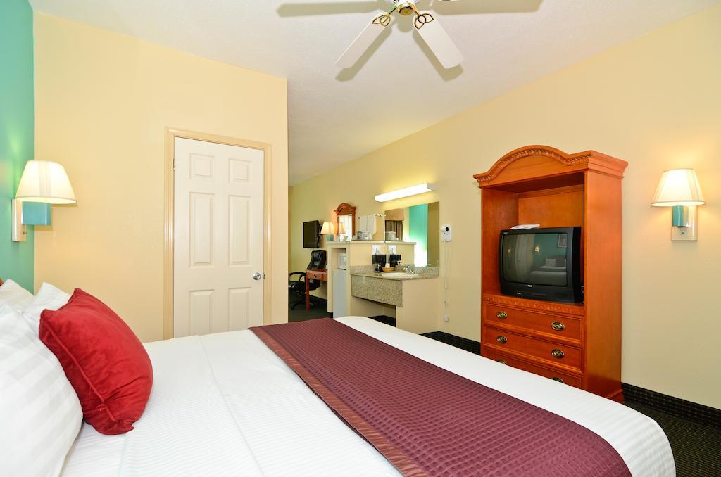 Best Western West Monroe Inn Oda fotoğraf
